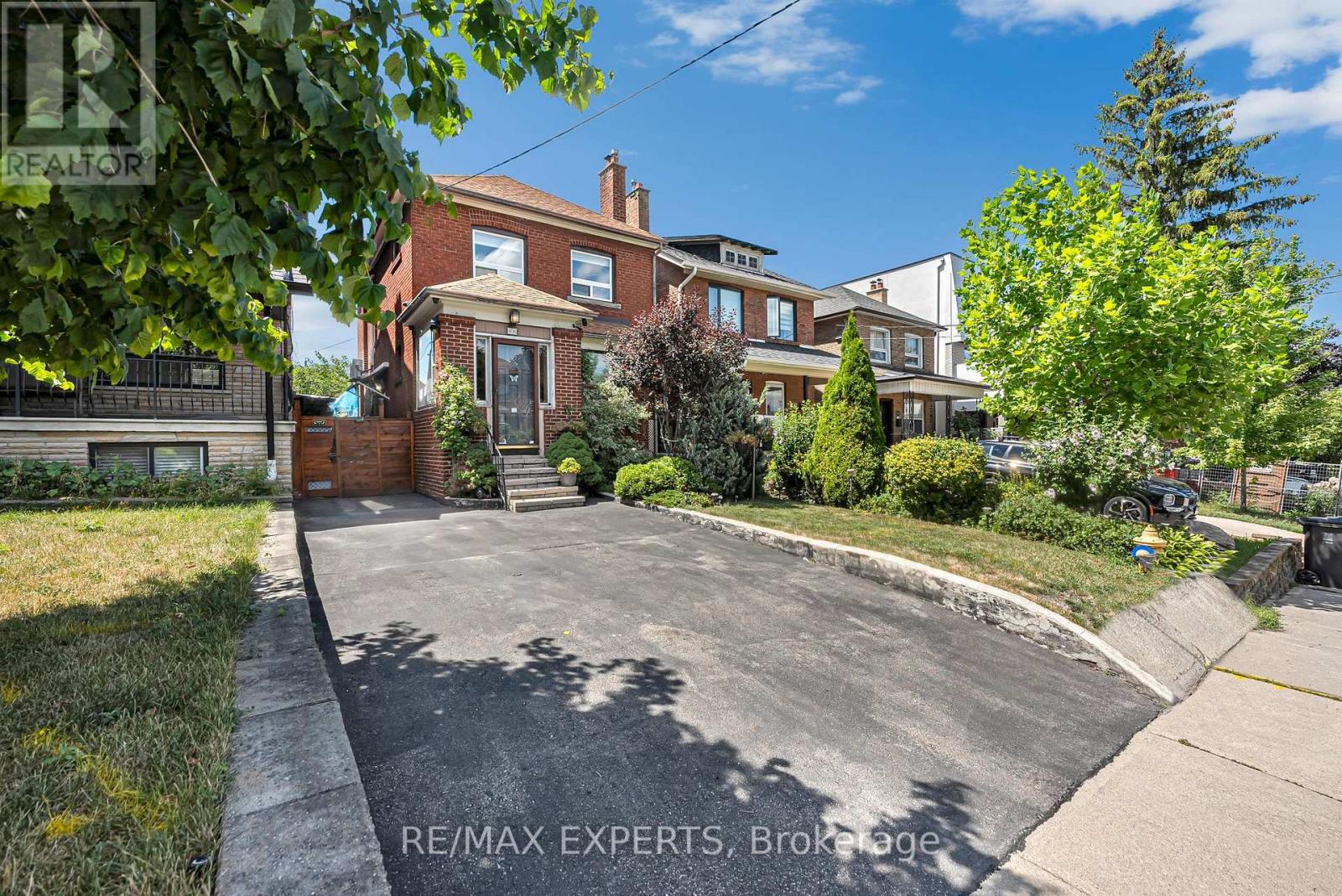 406 LAUDER AVENUE
