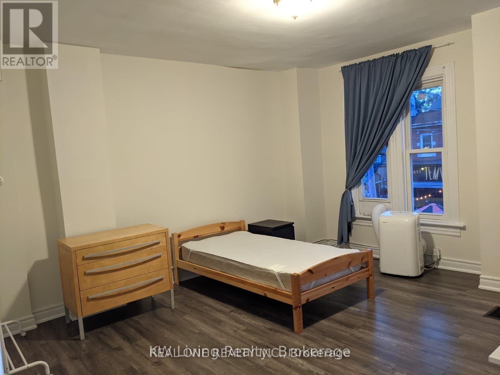 27 Kensington Avenue Property Photo 4