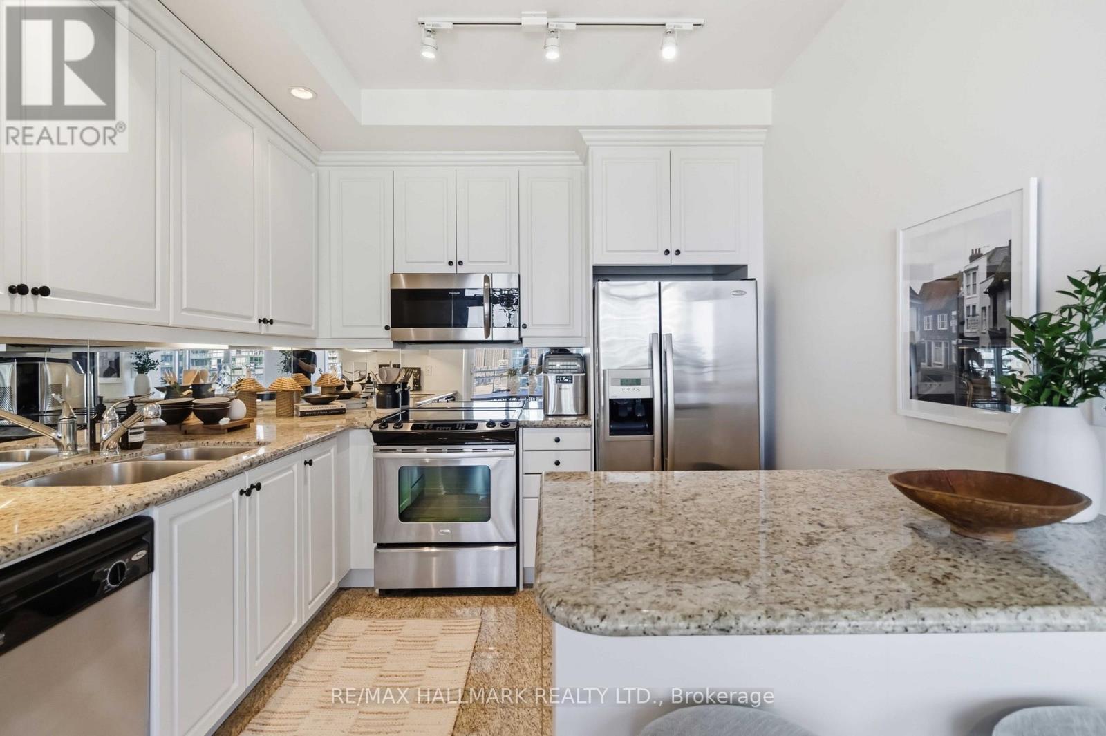 2009 - 21 Grand Magazine Street Property Photo 13