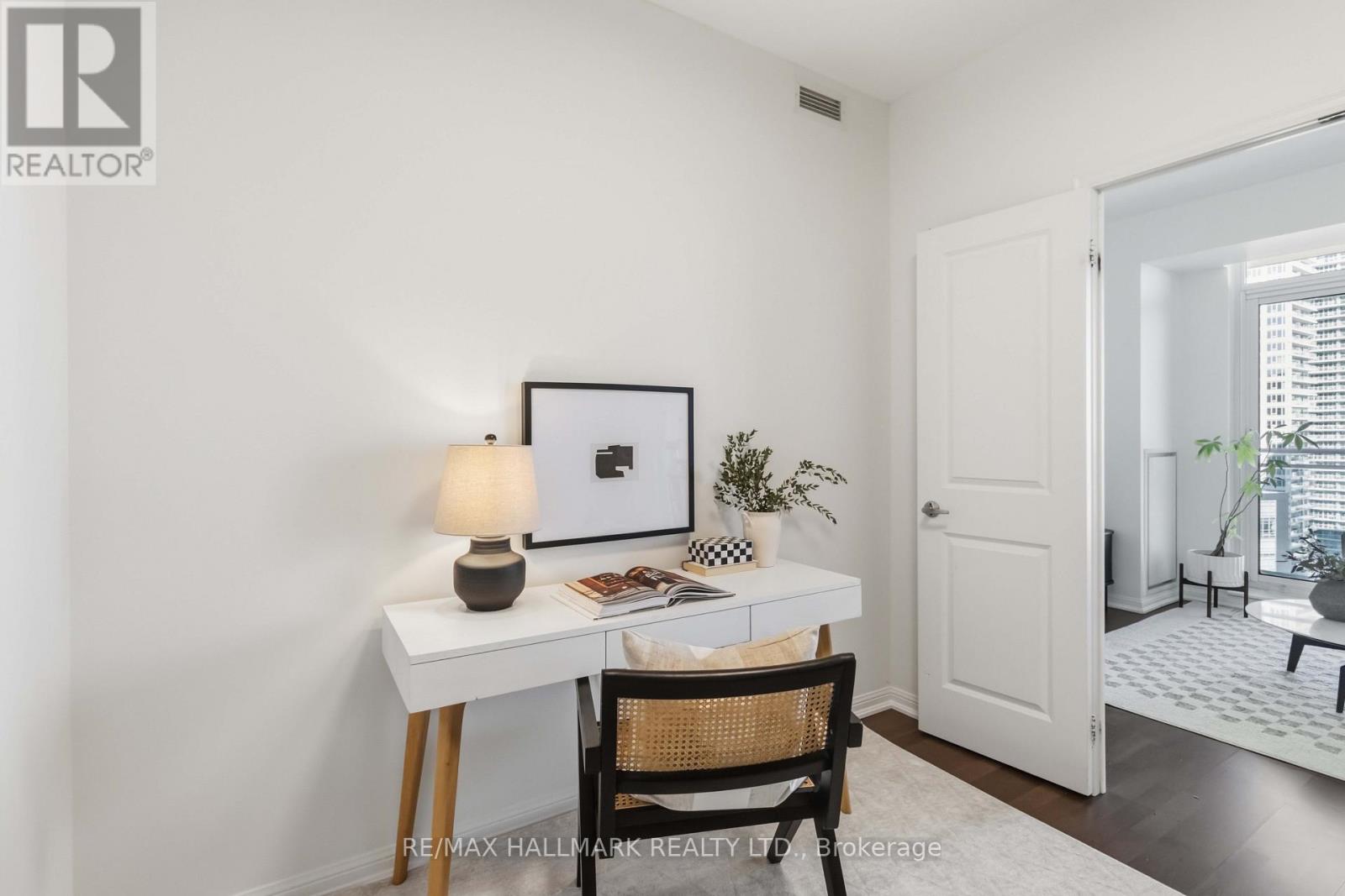 2009 - 21 Grand Magazine Street Property Photo 32