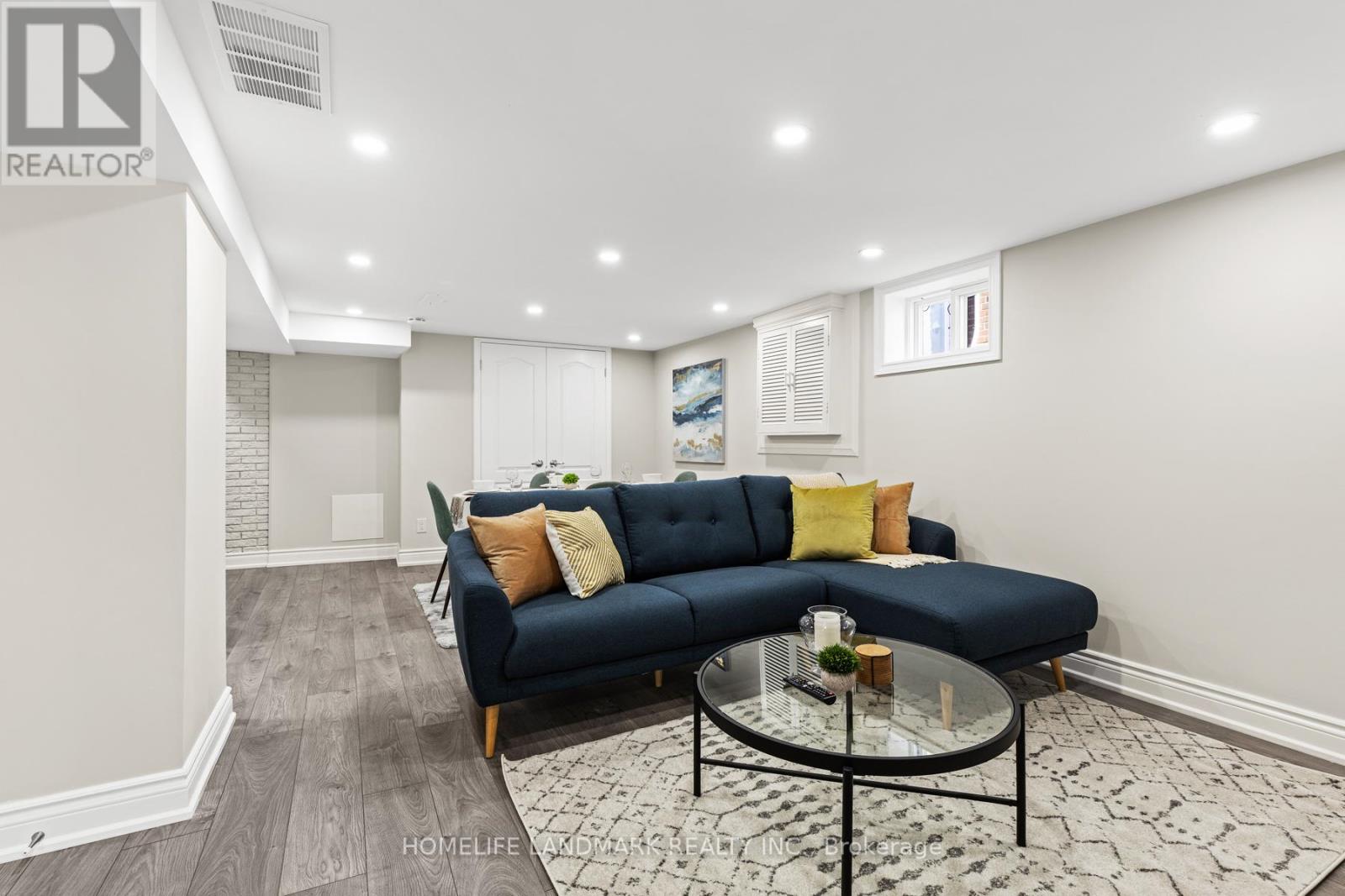 107 Parklea Drive Property Photo 18