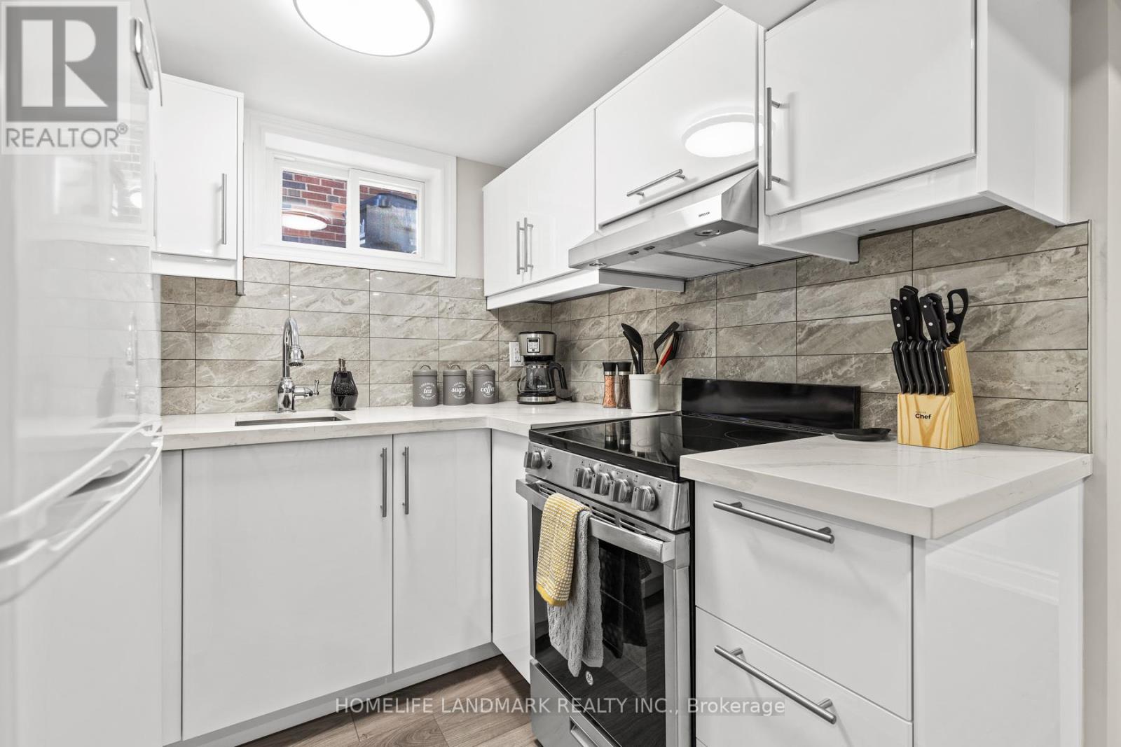 107 Parklea Drive Property Photo 25