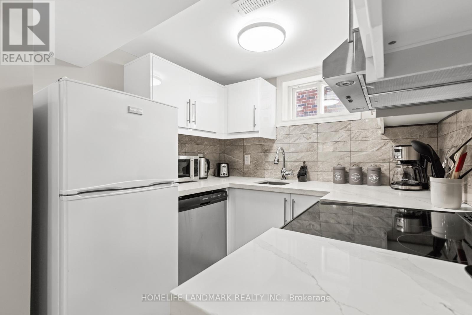 107 Parklea Drive Property Photo 26