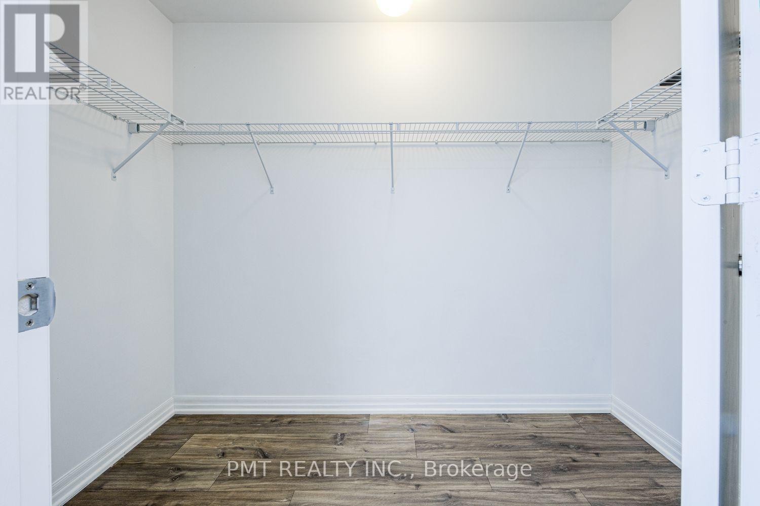 4006 - 88 Blue Jays Way Property Photo 15
