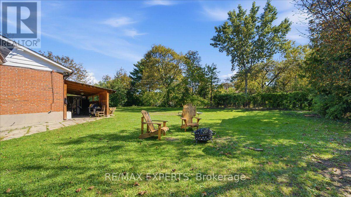 18 Robson Place Property Photo 31