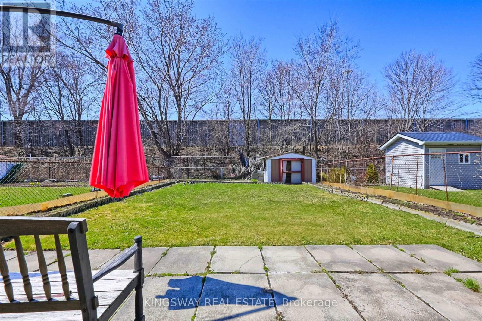 184 Edmonton Drive Property Photo 12