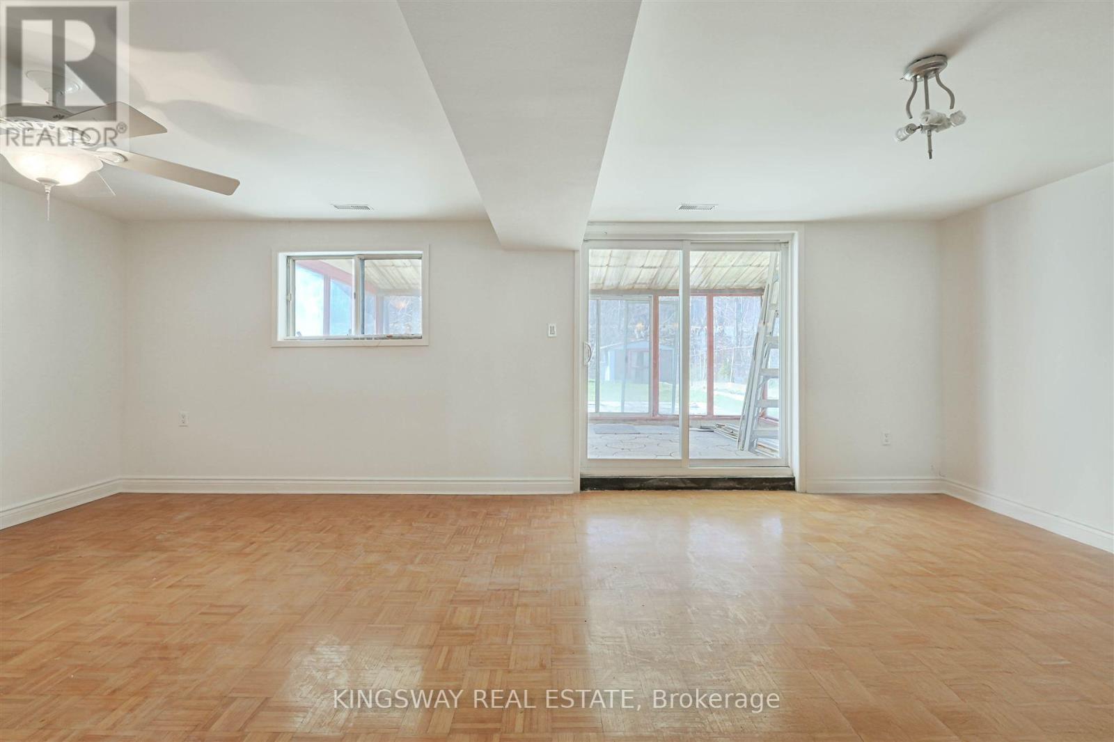 184 Edmonton Drive Property Photo 16