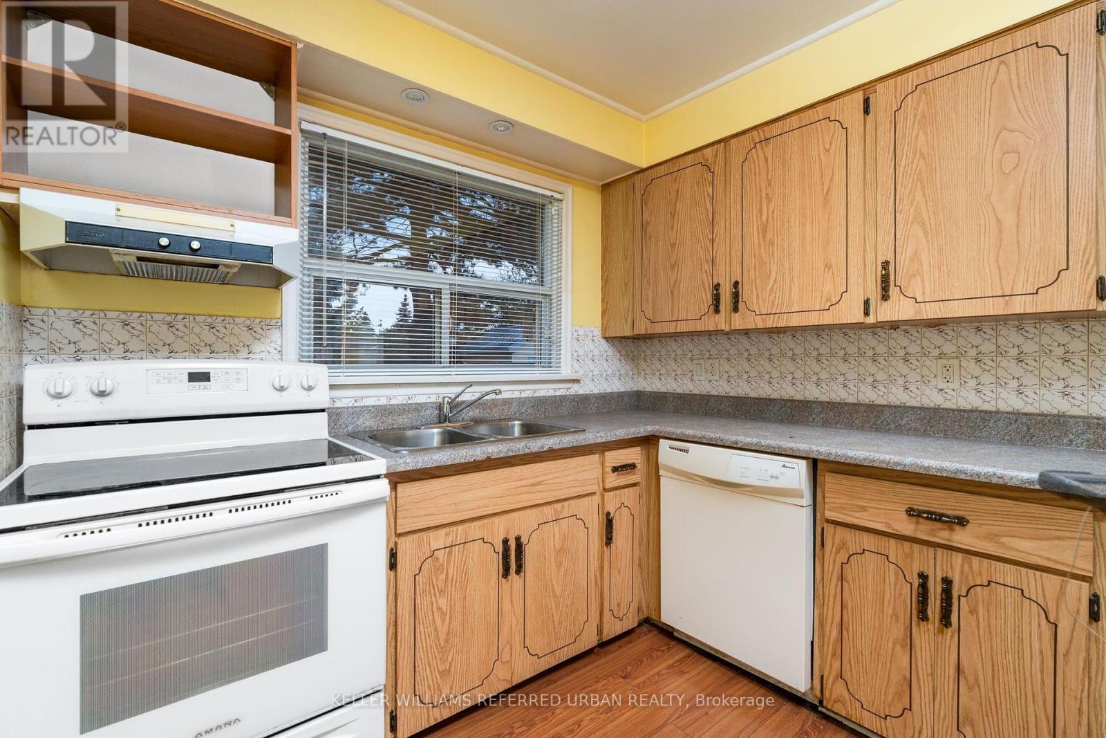 266 Acton Avenue Property Photo 17
