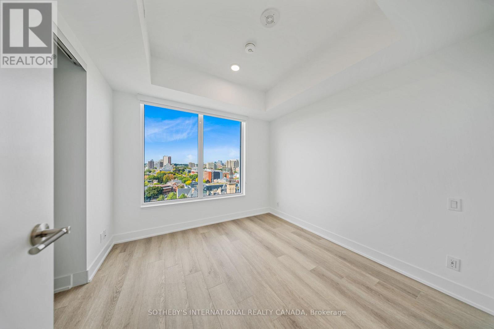 705 - 484 Spadina Avenue Property Photo 10