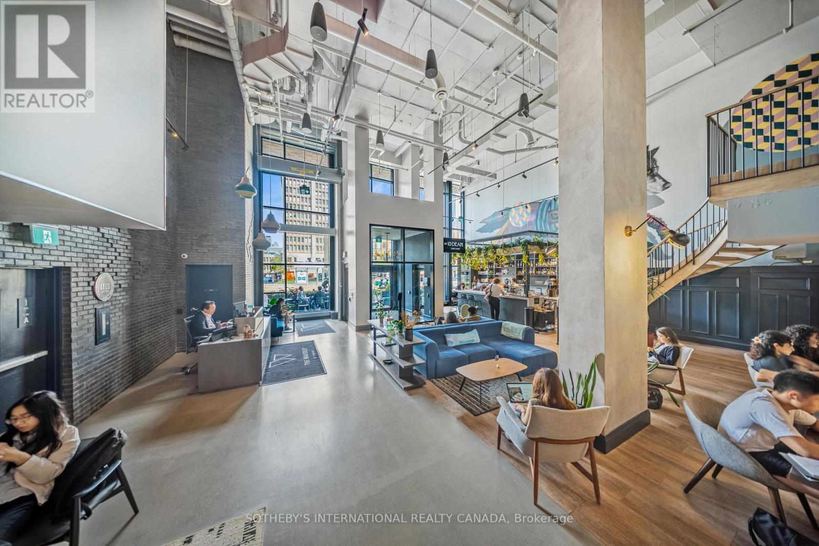 210 - 484 Spadina Avenue Property Photo 26