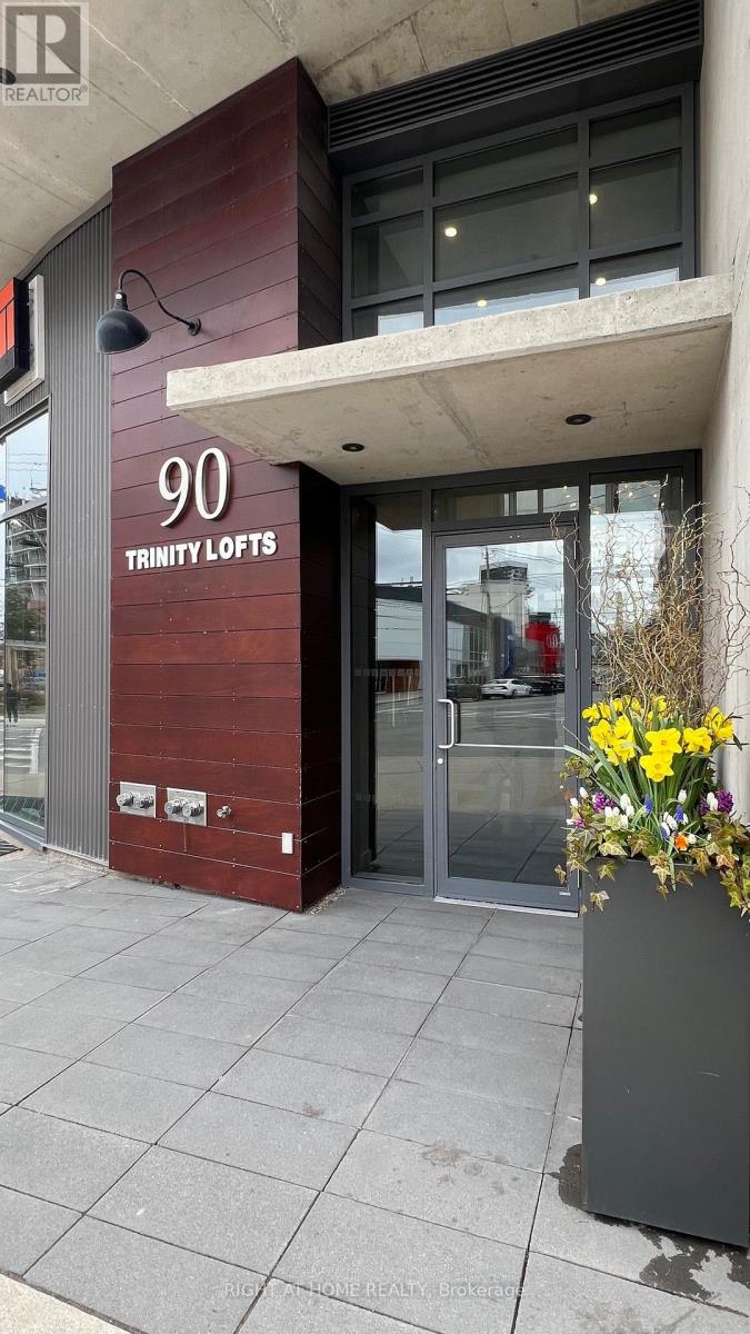 602 - 90 Trinity Street Property Photo 1