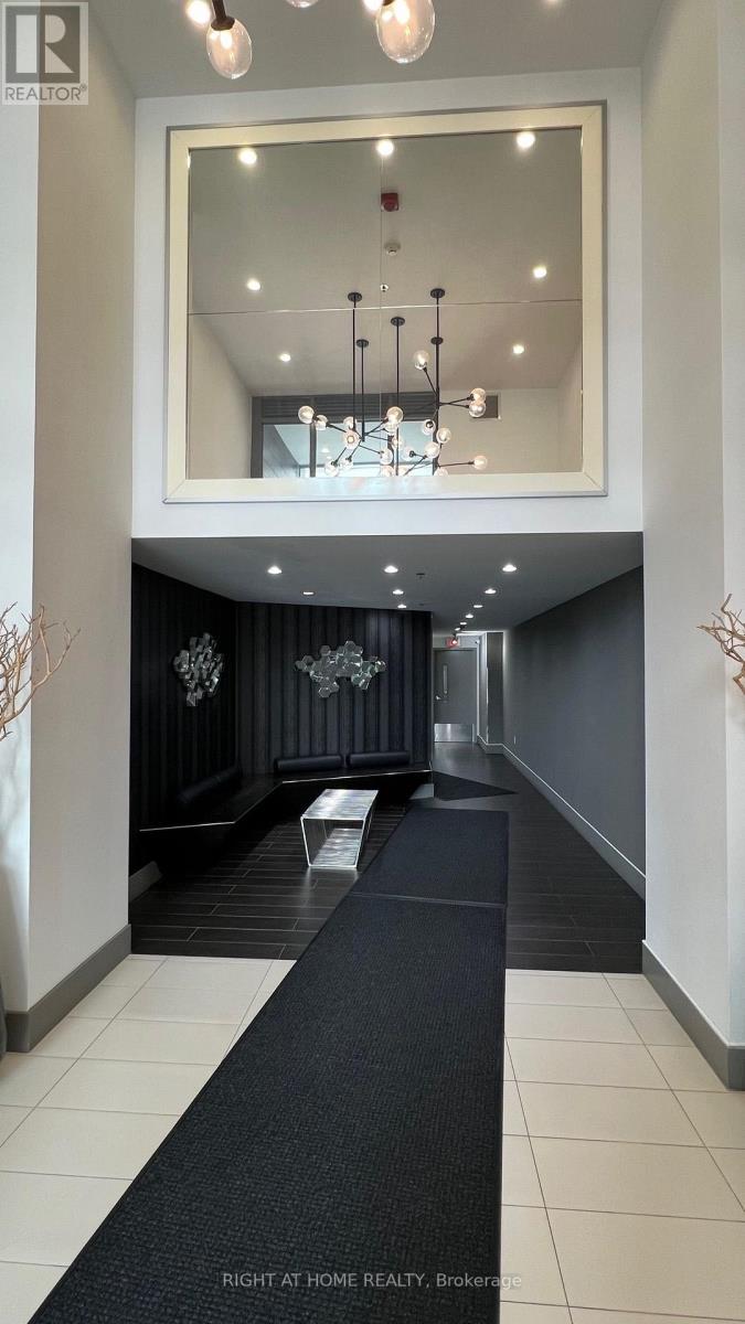 602 - 90 Trinity Street Property Photo 3