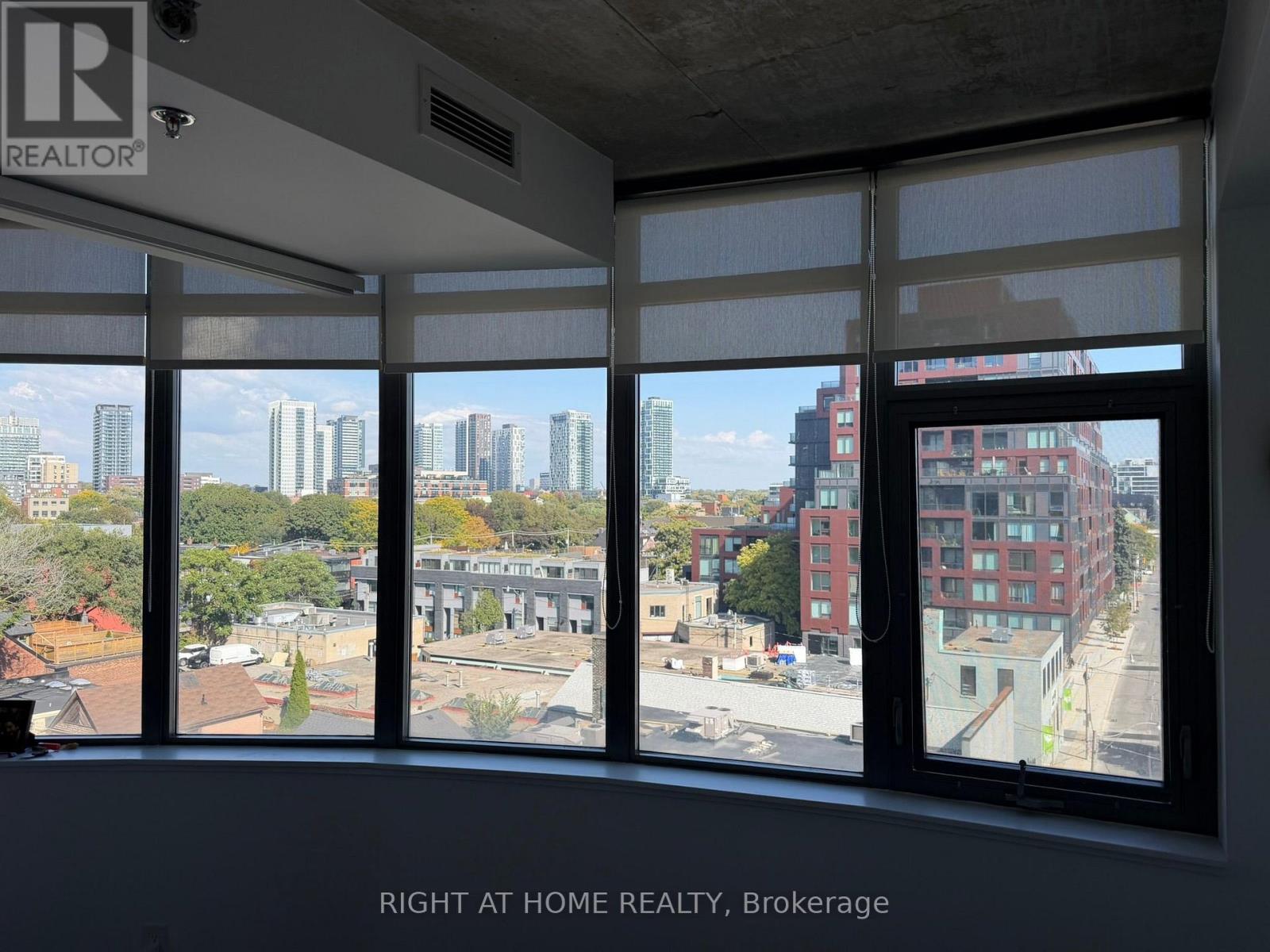 602 - 90 Trinity Street Property Photo 15