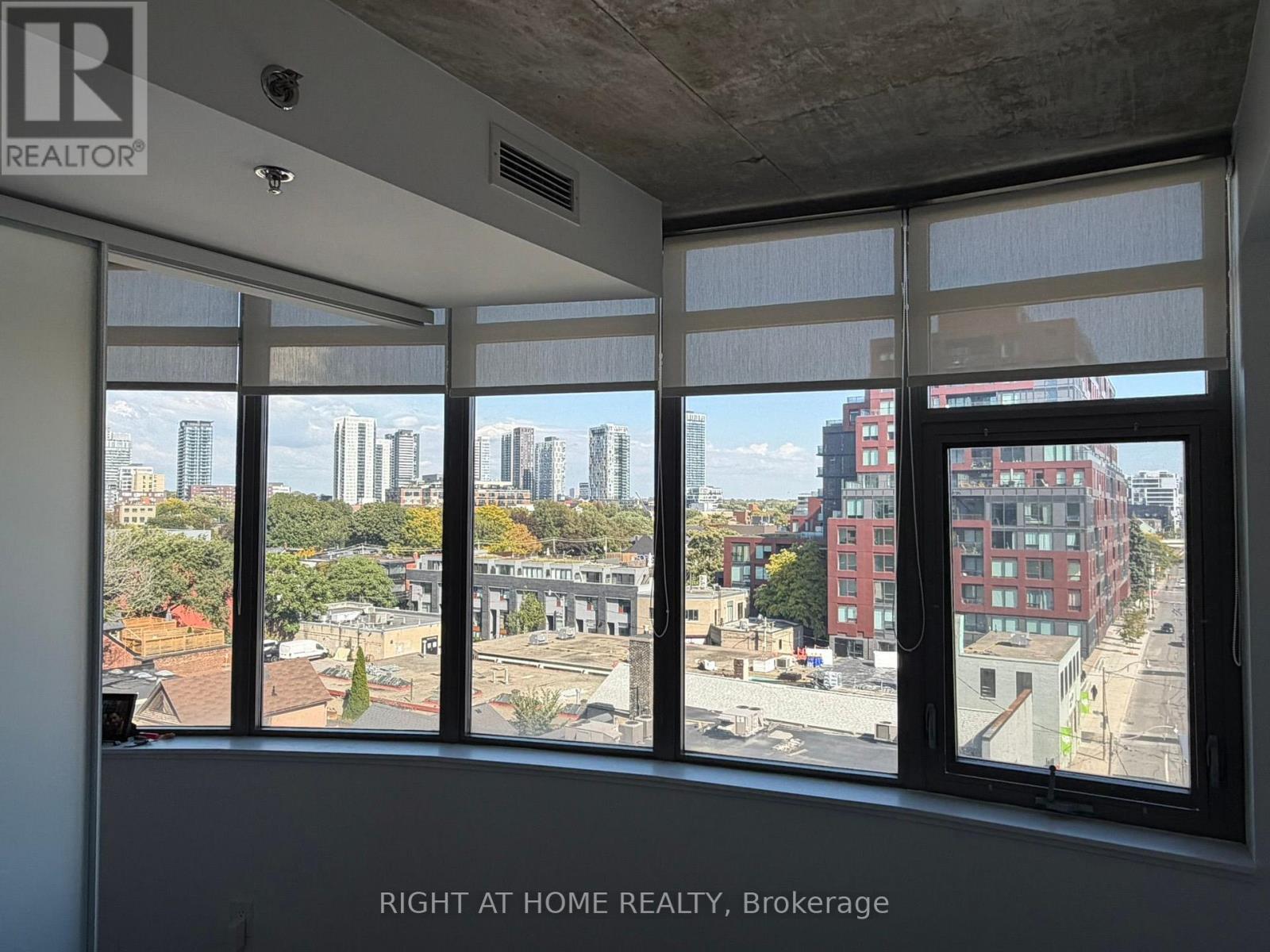 602 - 90 Trinity Street Property Photo 16