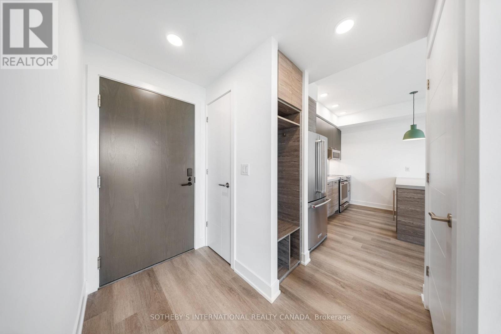 202 - 484 SPADINA AVENUE Property Photo 1