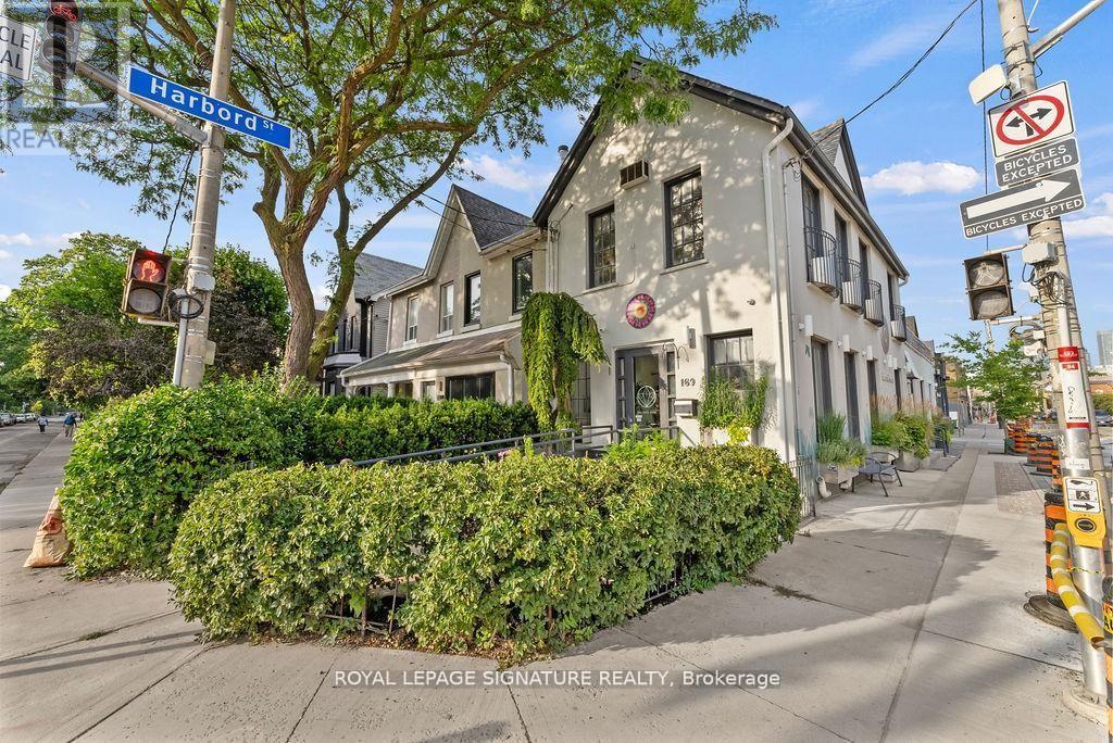 154 Harbord Street Property Photo 7