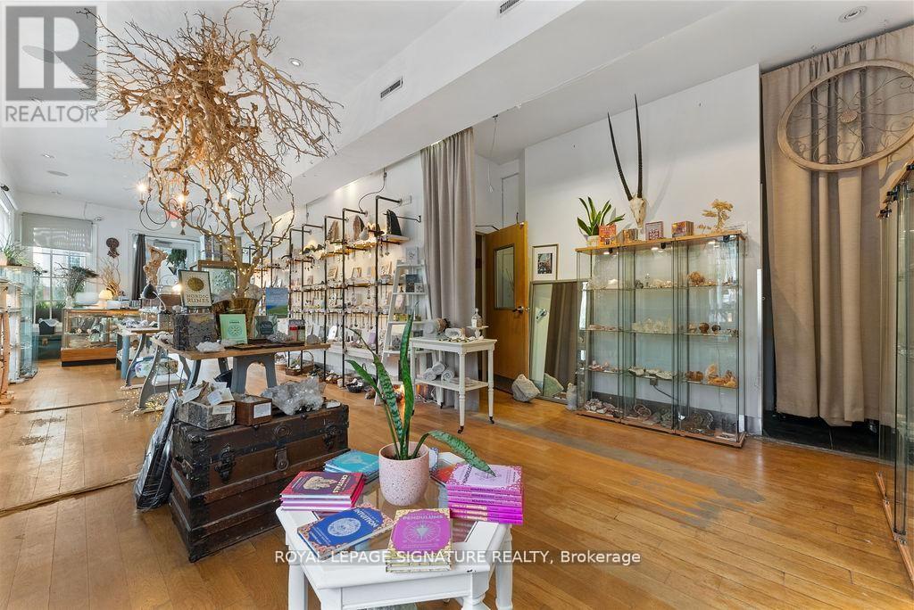 154 Harbord Street Property Photo 17