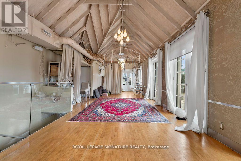 154 Harbord Street Property Photo 24
