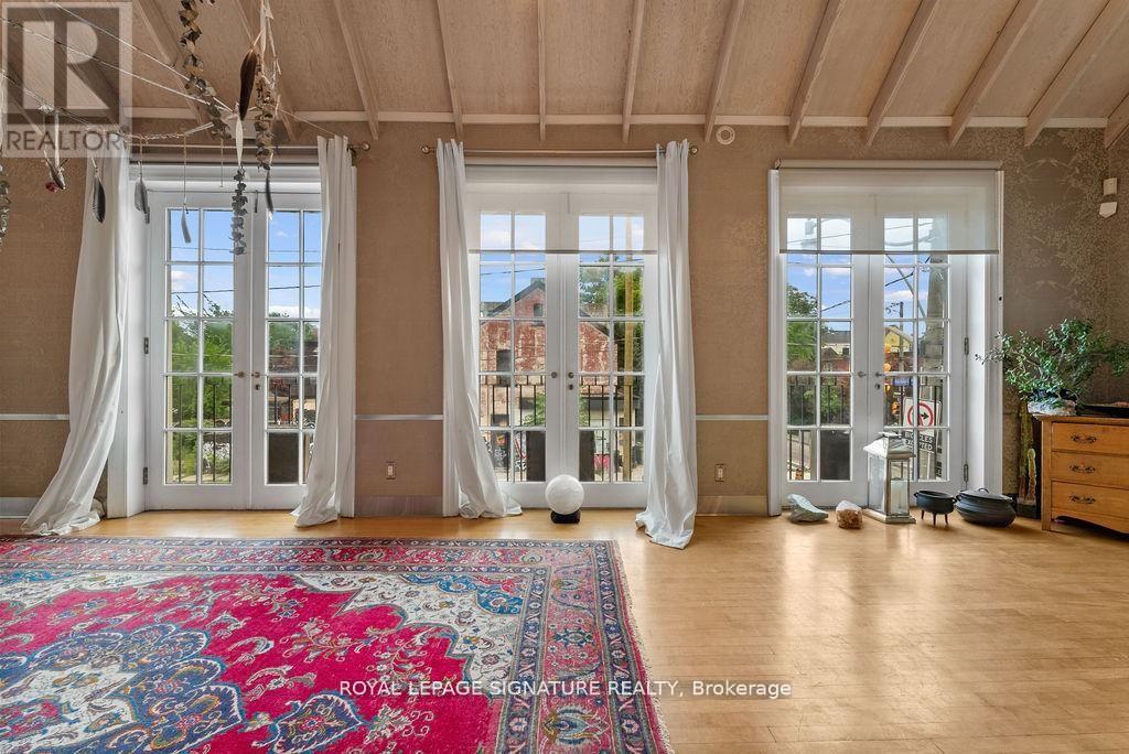 154 Harbord Street Property Photo 26