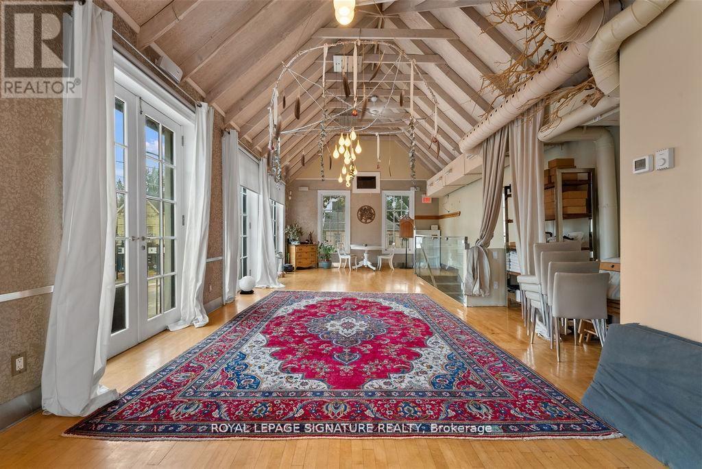 154 Harbord Street Property Photo 27