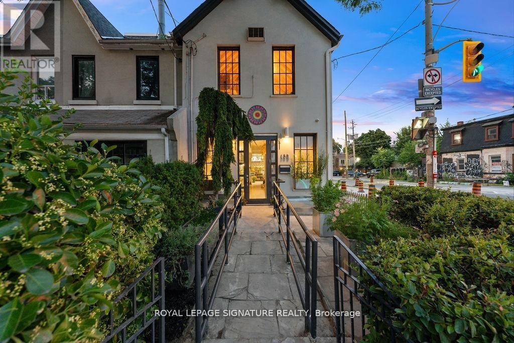 154 Harbord Street Property Photo 37