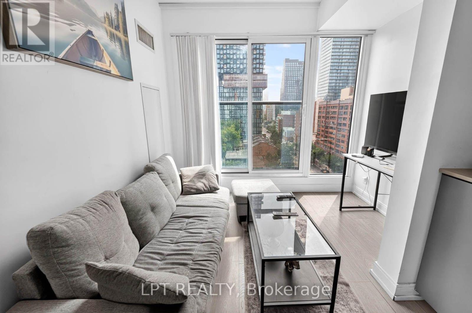 807 - 181 Dundas Street E Property Photo 8