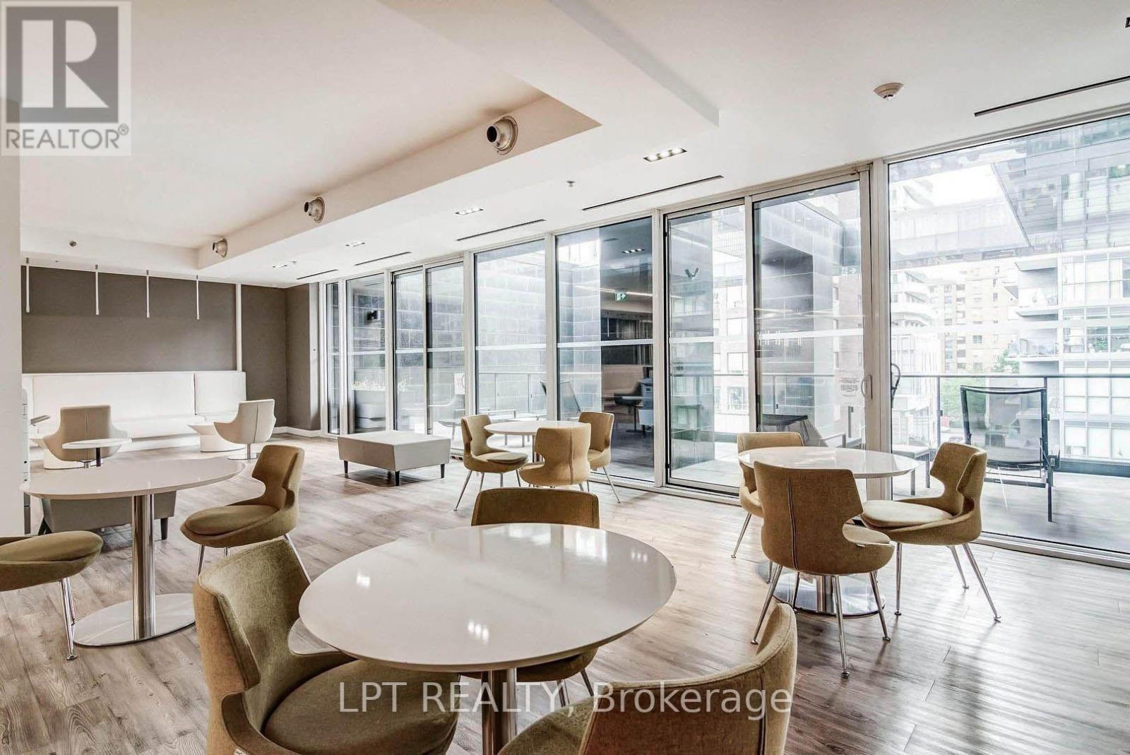 807 - 181 Dundas Street E Property Photo 23