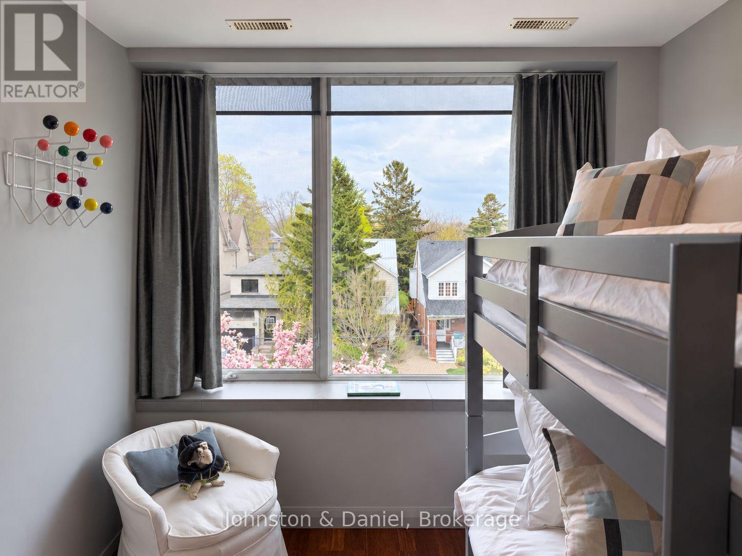 44 Standish Avenue Property Photo 28