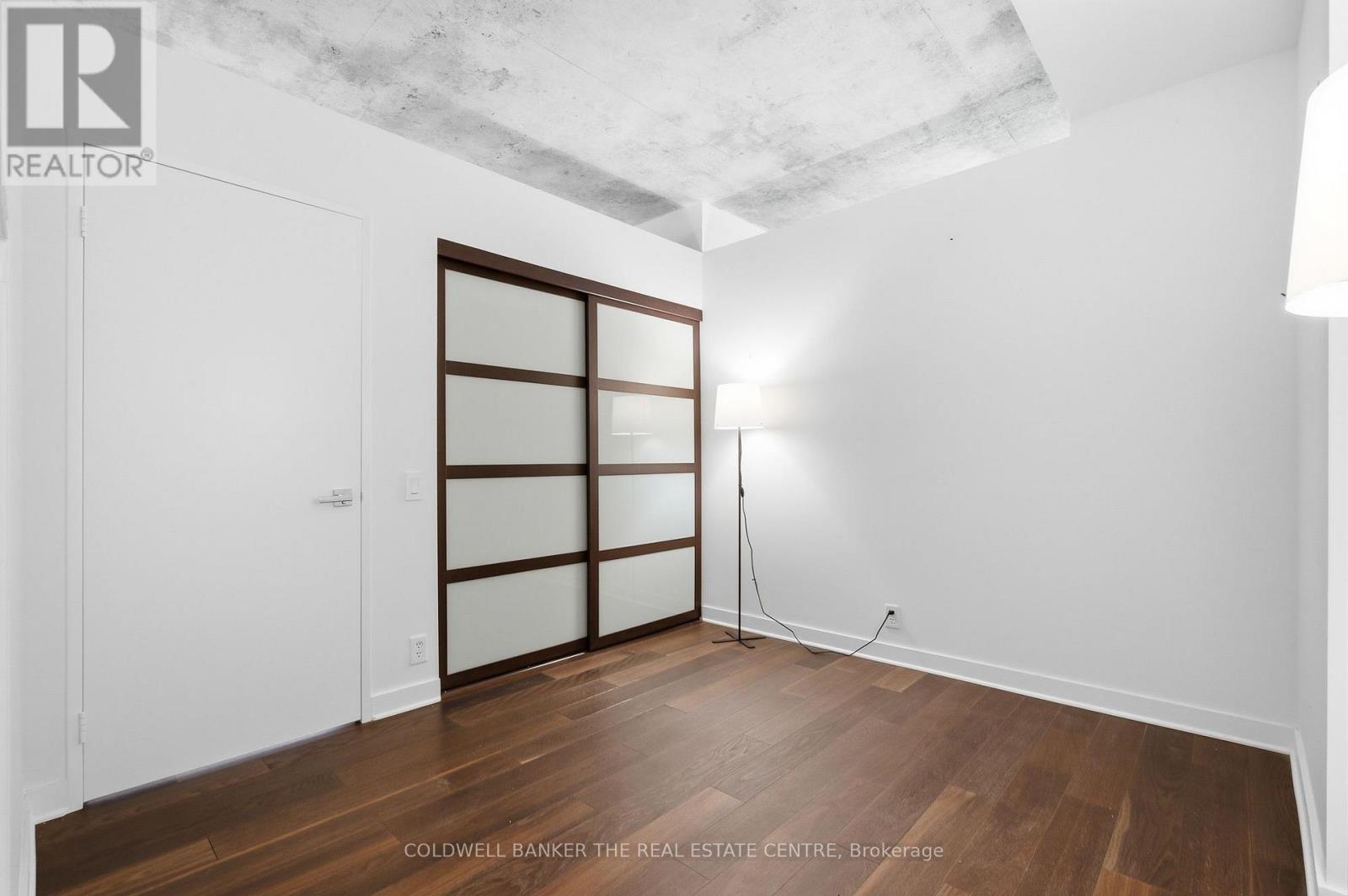 501 - 36 Charlotte Street Property Photo 12
