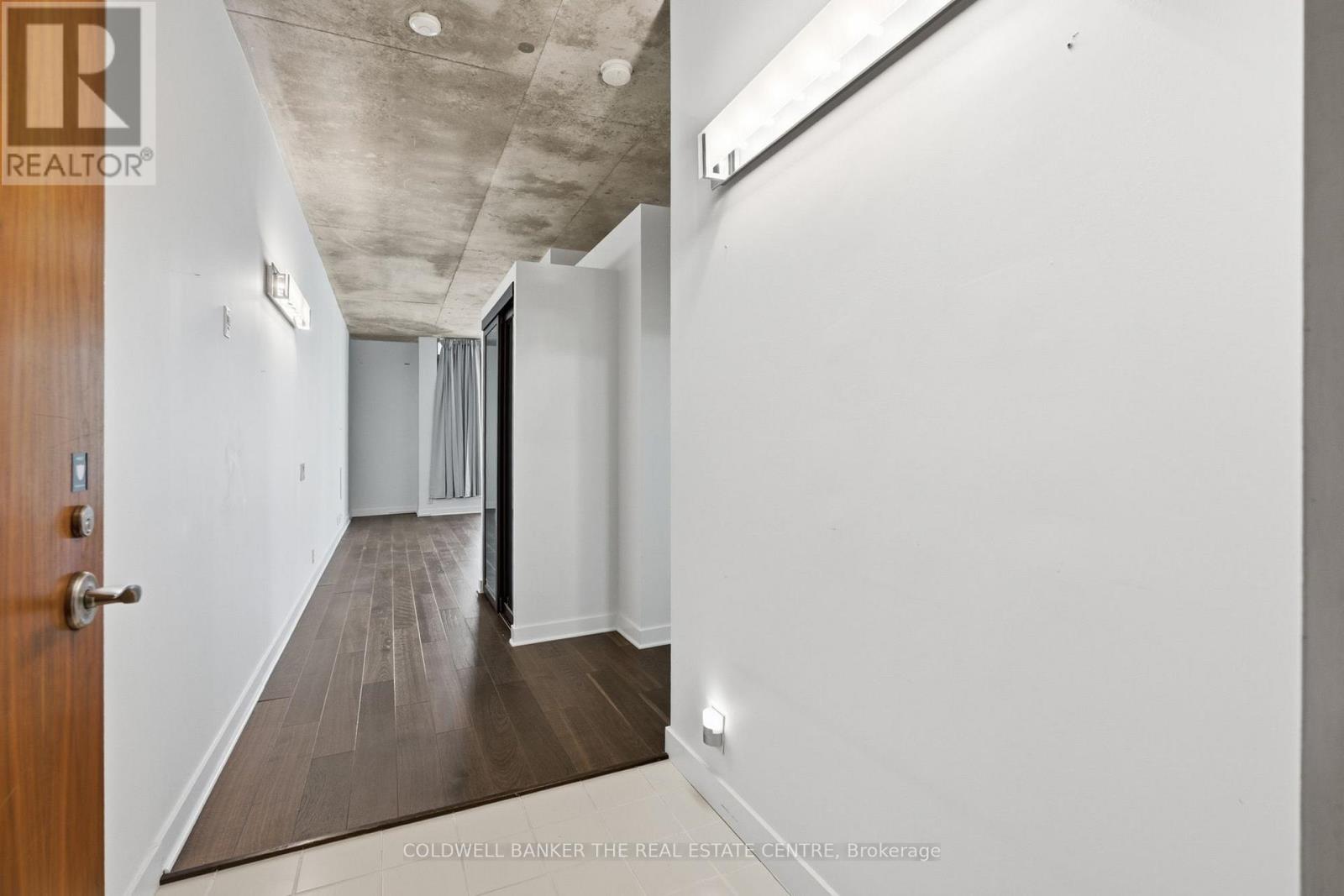 501 - 36 Charlotte Street Property Photo 15