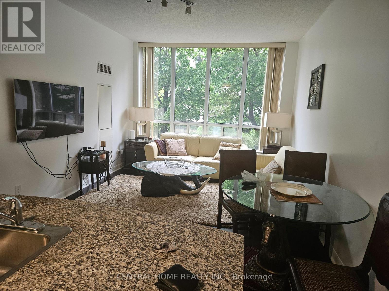 C13874344 Property Photo 4