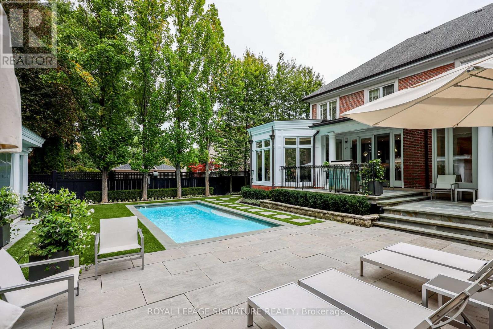 6 Vernham Avenue Property Photo 41