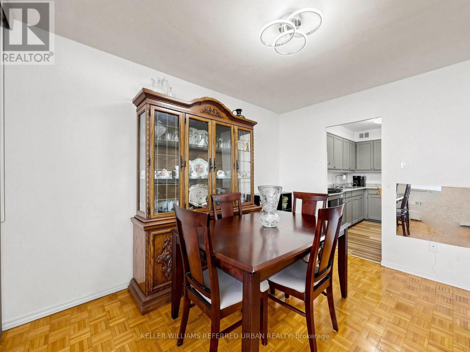 1111 - 10 Parkway Forest Drive Property Photo 10