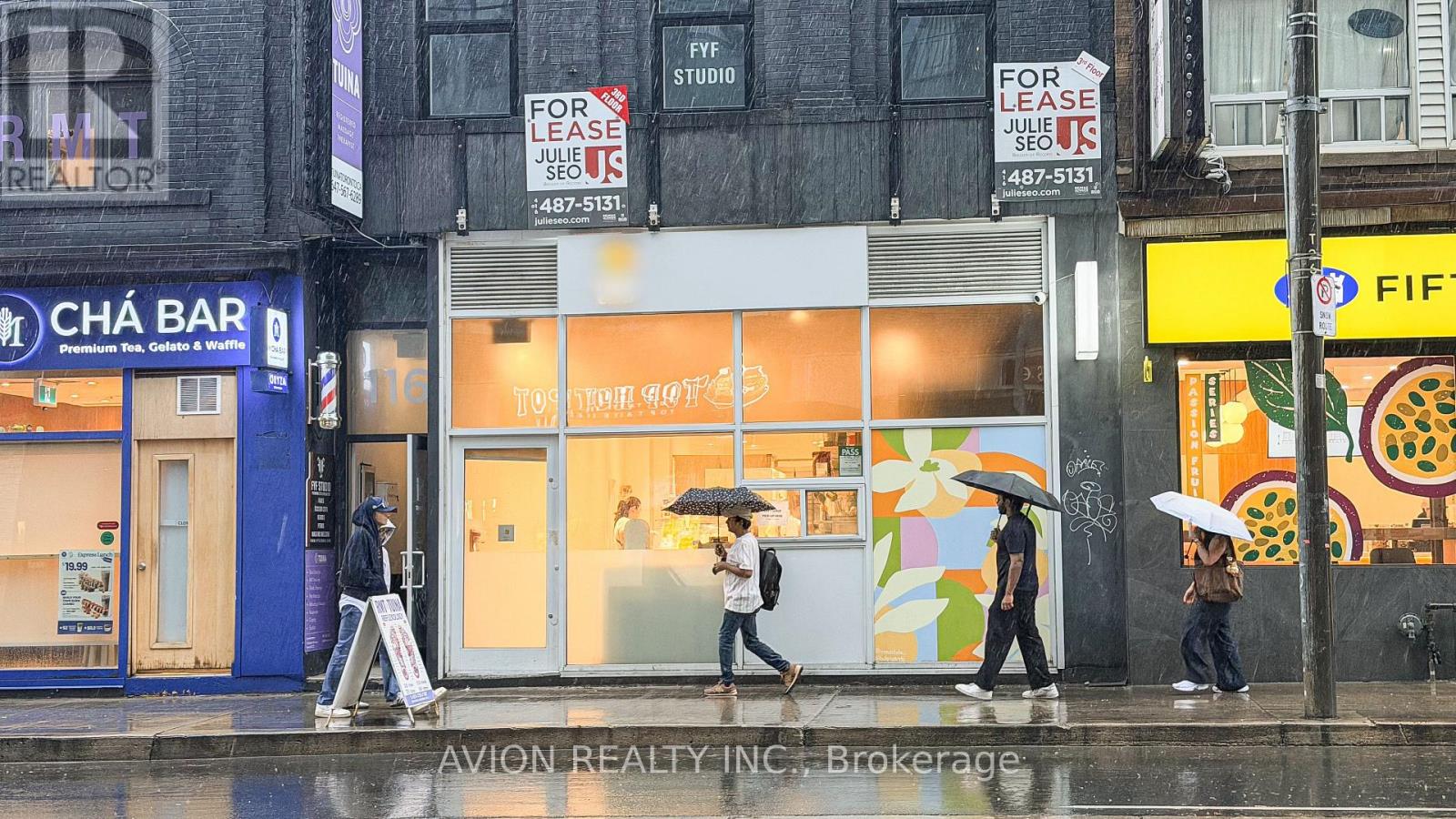 114 Dundas Street W Property Photo 1