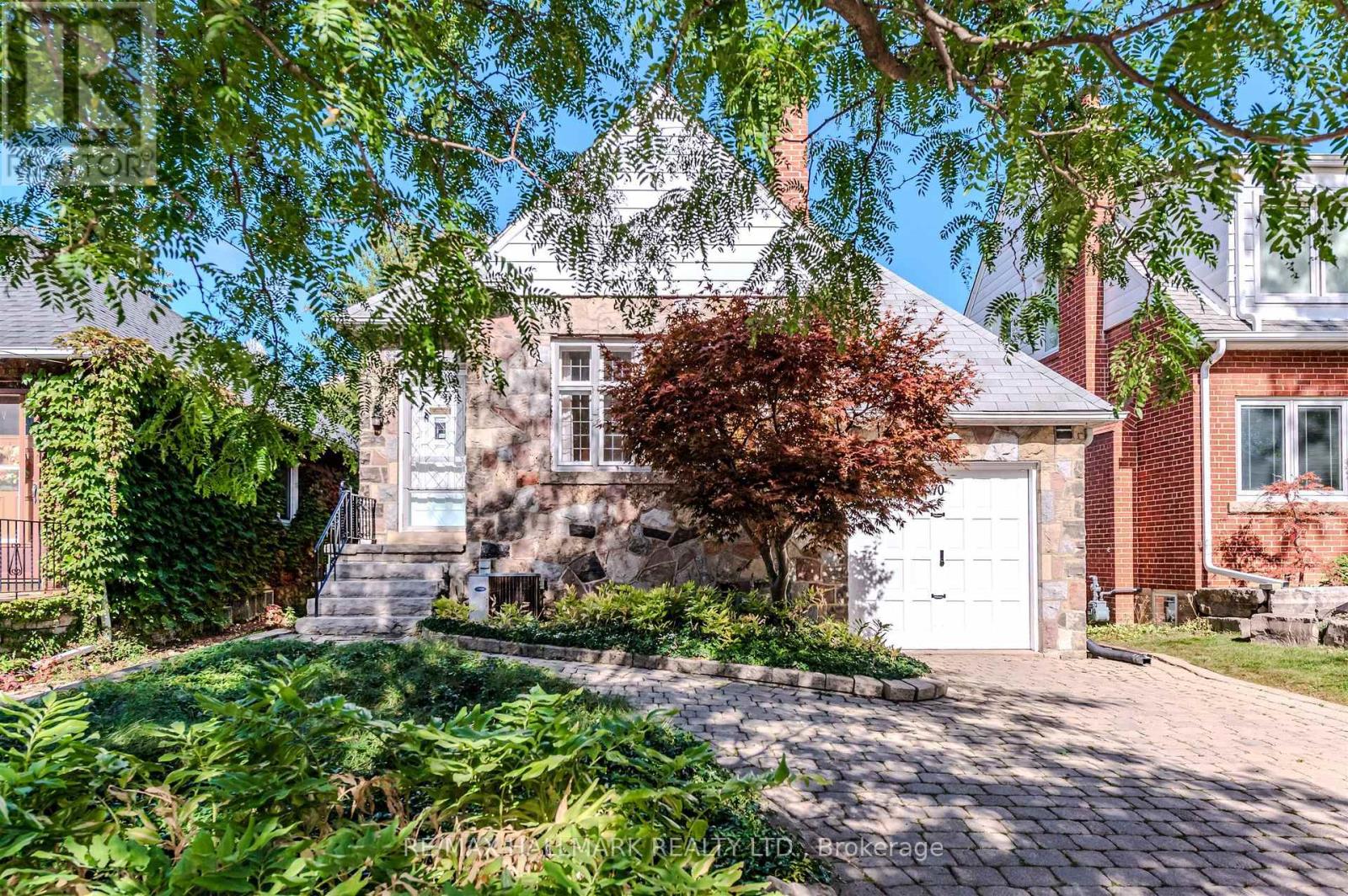 70 Parkview Avenue Property Photo 1