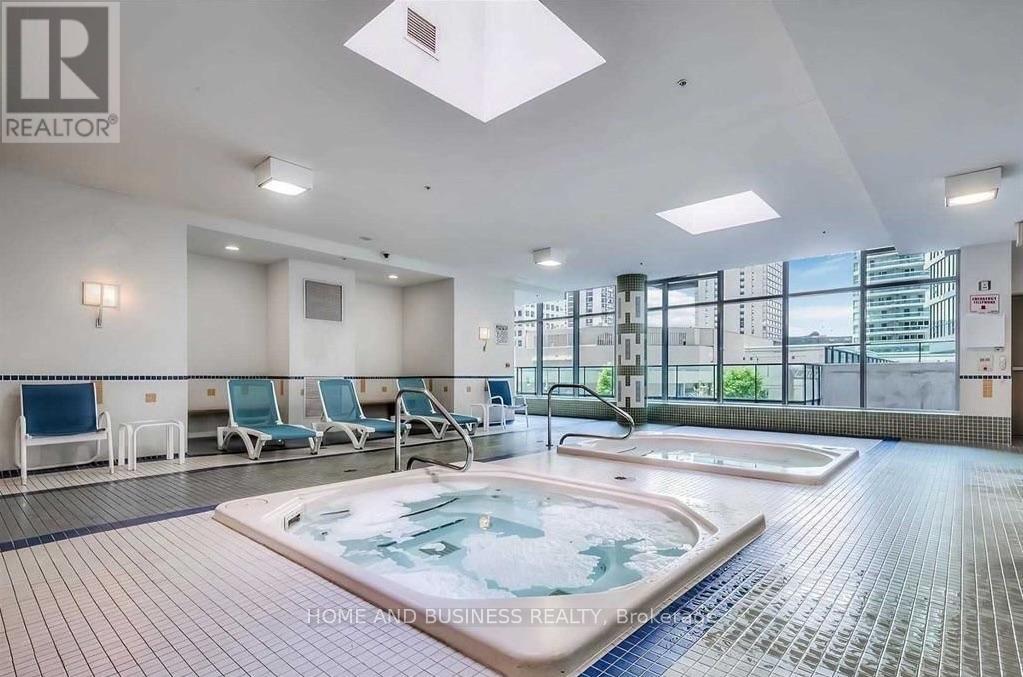 1505 - 12 Yonge Street Property Photo 18