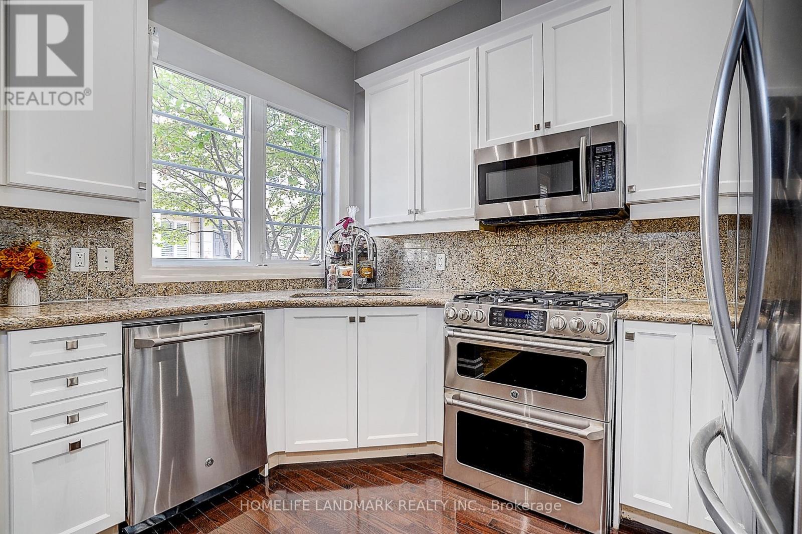 309 - 51 York Mills Road Property Photo 20