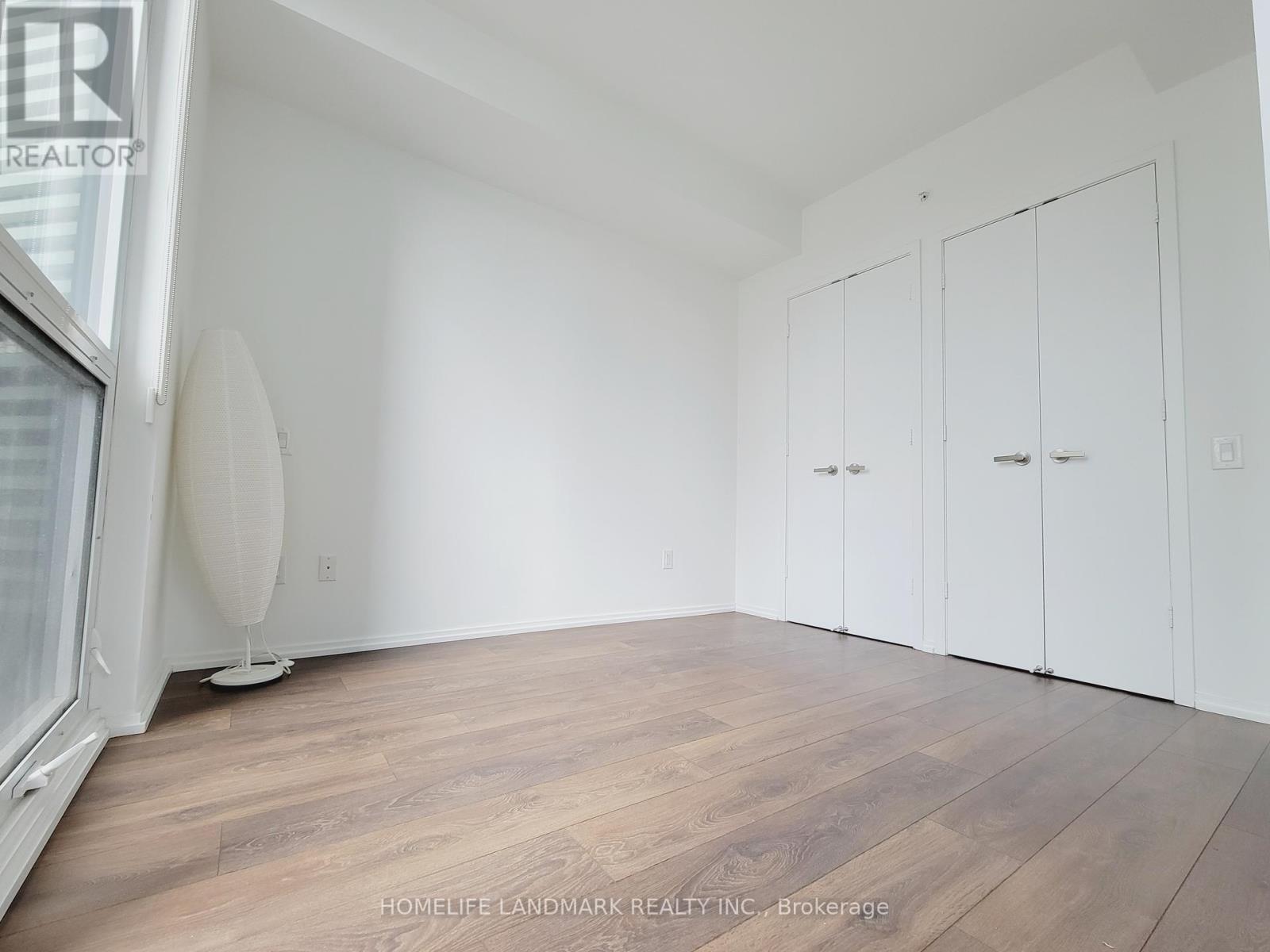 906 - 45 Charles Street E Property Photo 10
