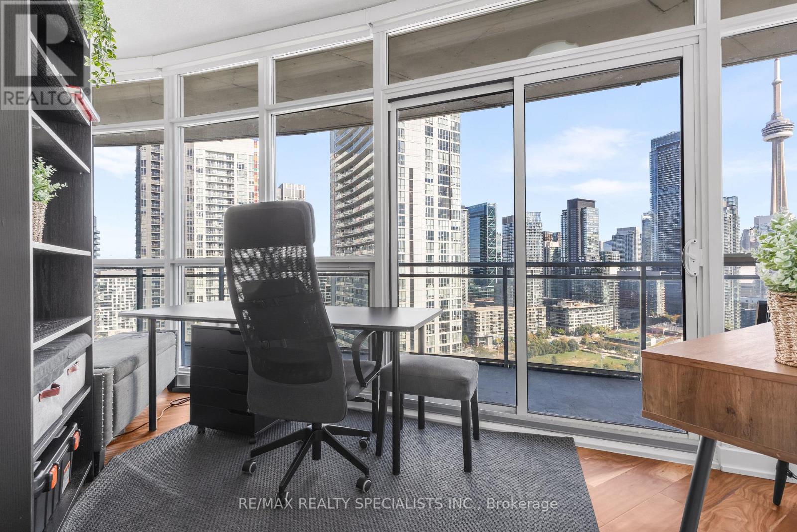 2908 - 38 Dan Leckie Way Property Photo 18