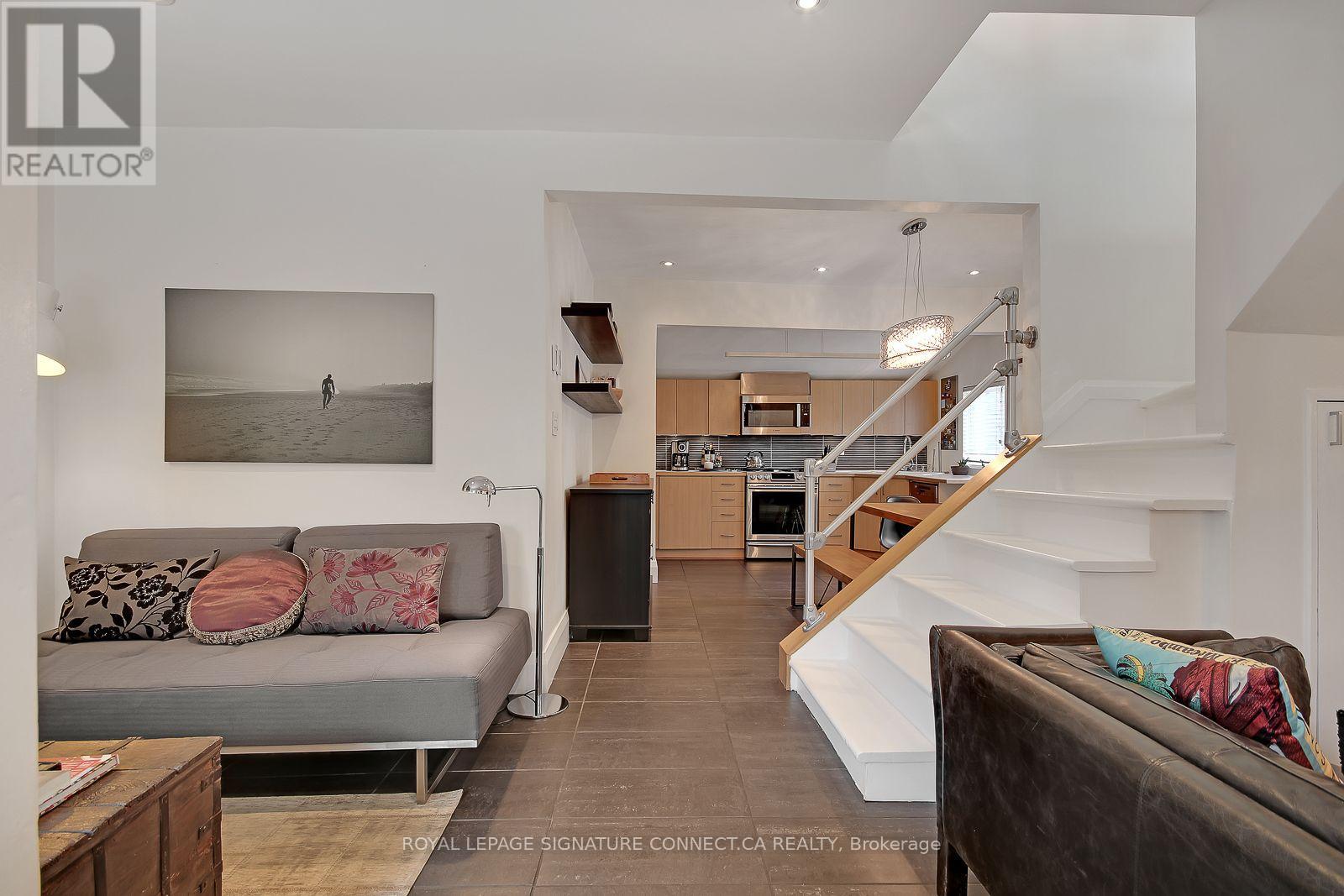 7 Ways Lane Property Photo 4