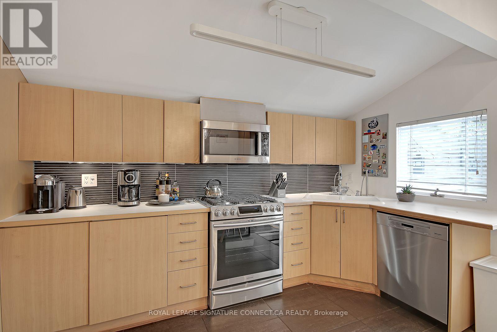 7 Ways Lane Property Photo 15