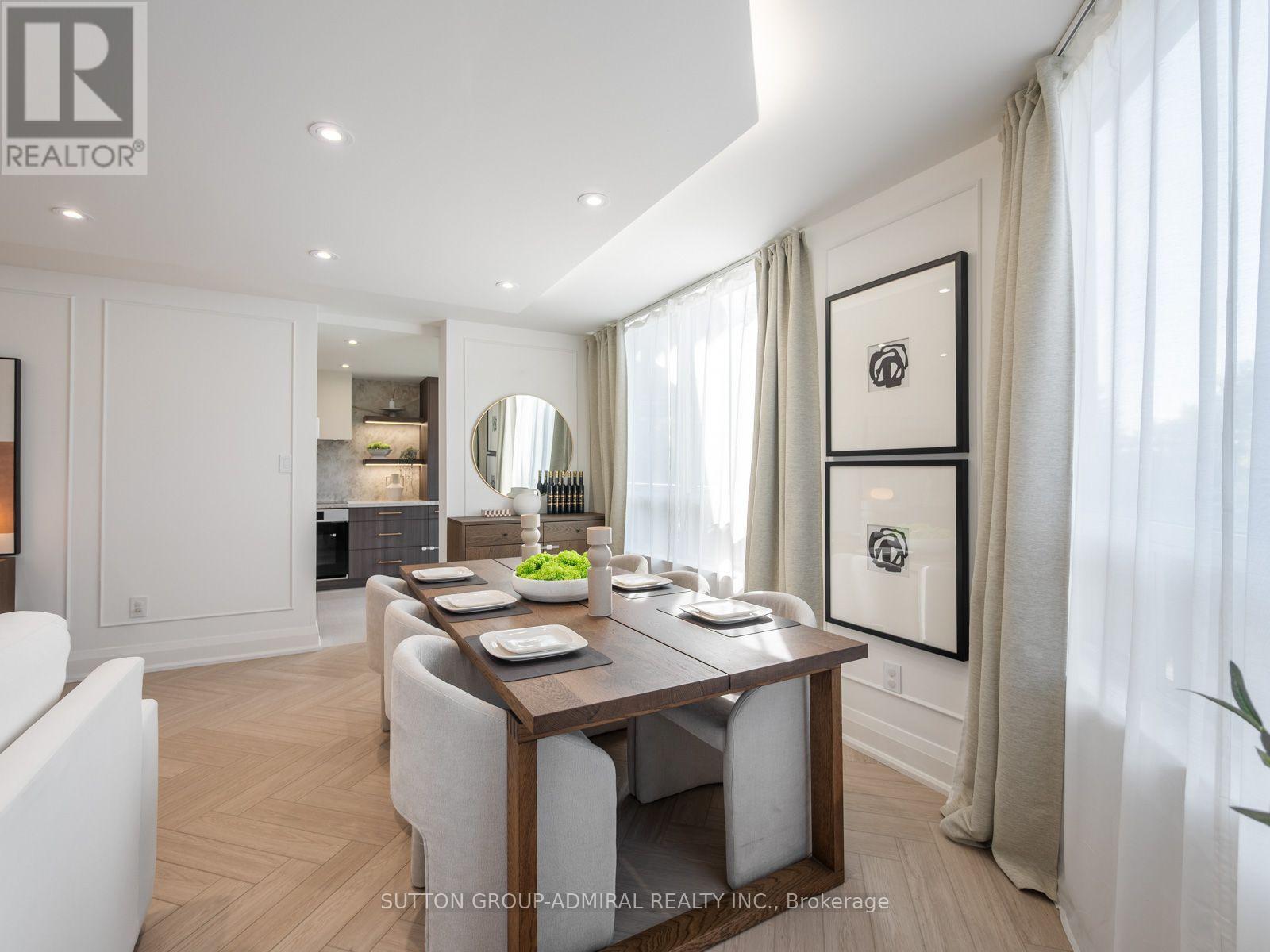 208 - 10 Torresdale Avenue Property Photo 17
