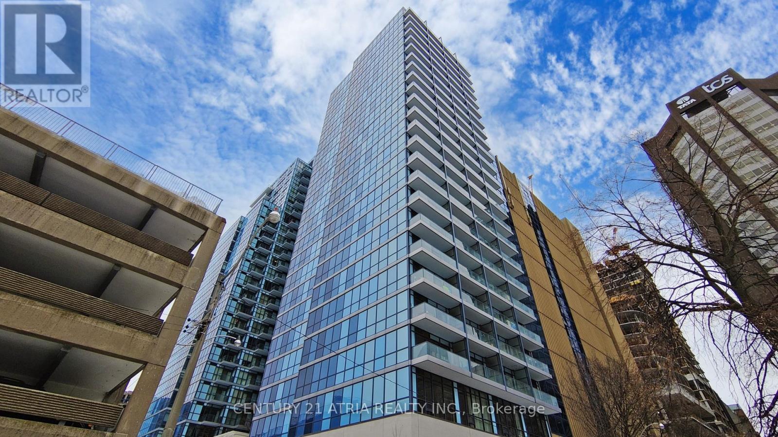 1003 - 210 Simcoe Street Property Photo 1
