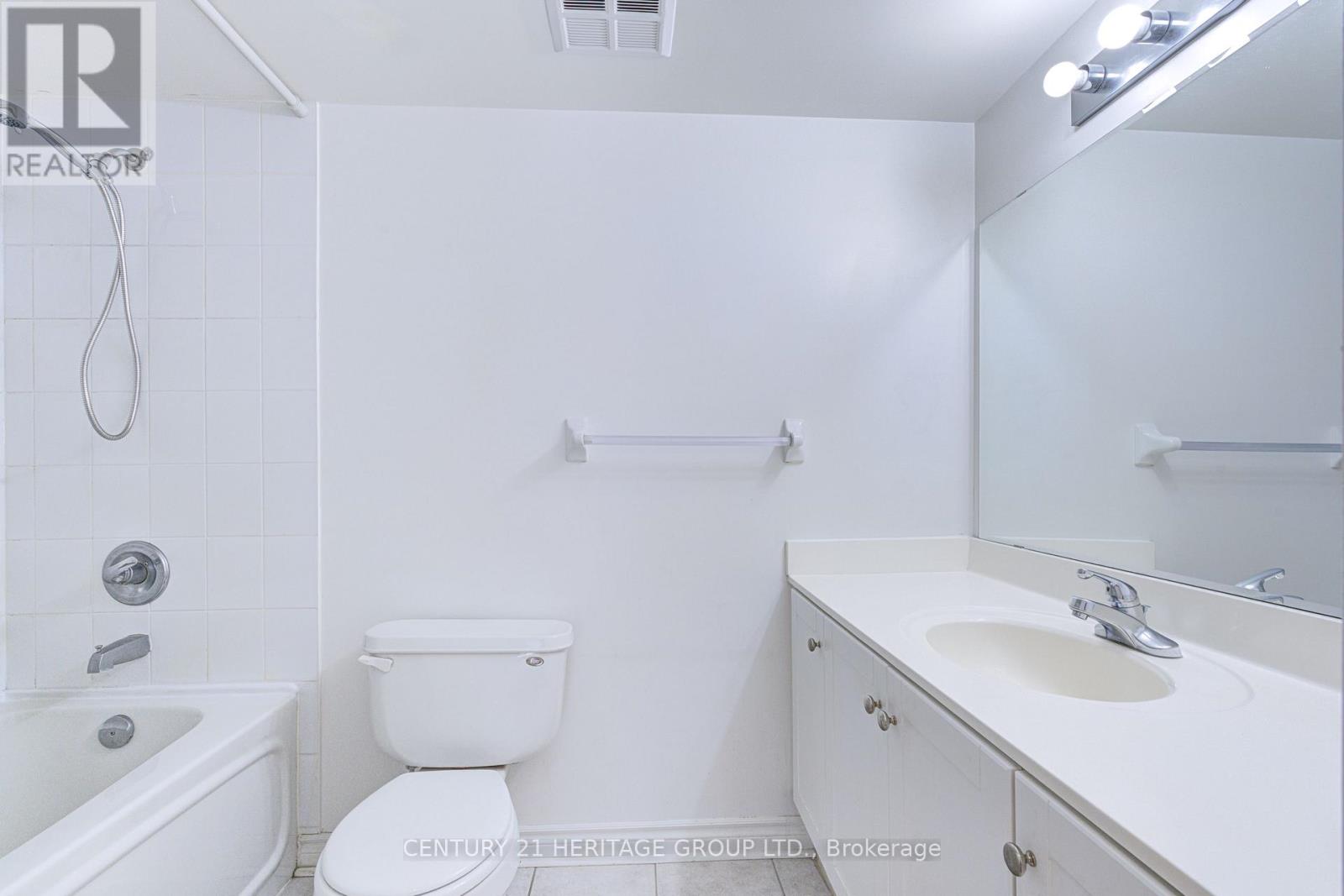 610 - 2 Rean Drive Property Photo 30