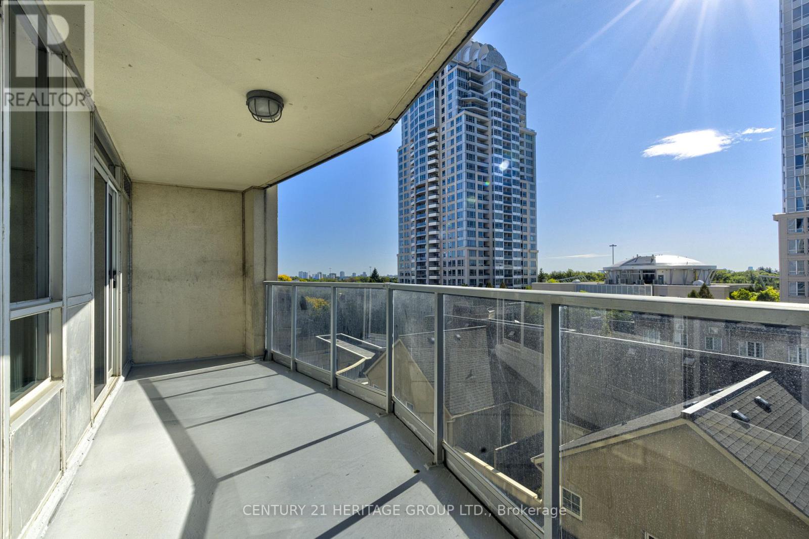 610 - 2 Rean Drive Property Photo 38