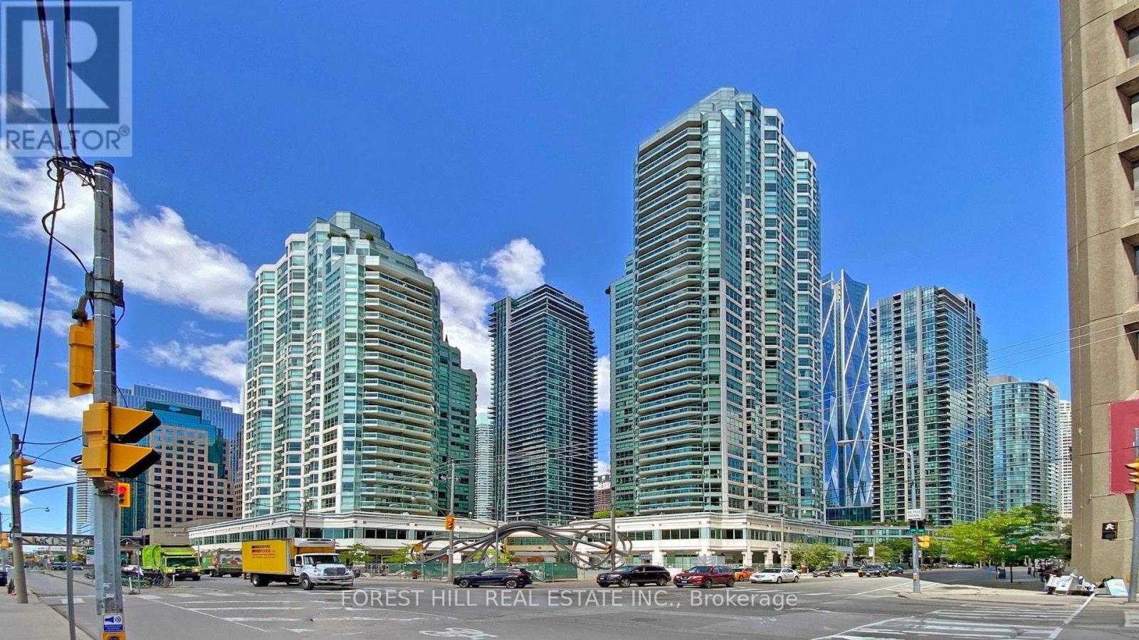 1810 - 10 Yonge Street Property Photo 14