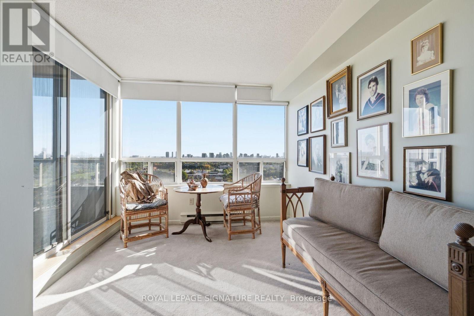 2110 - 10 Torresdale Avenue Property Photo 24