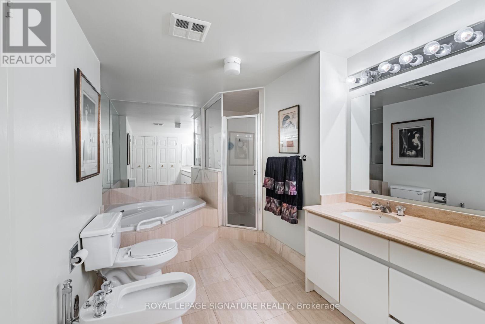 2110 - 10 Torresdale Avenue Property Photo 27