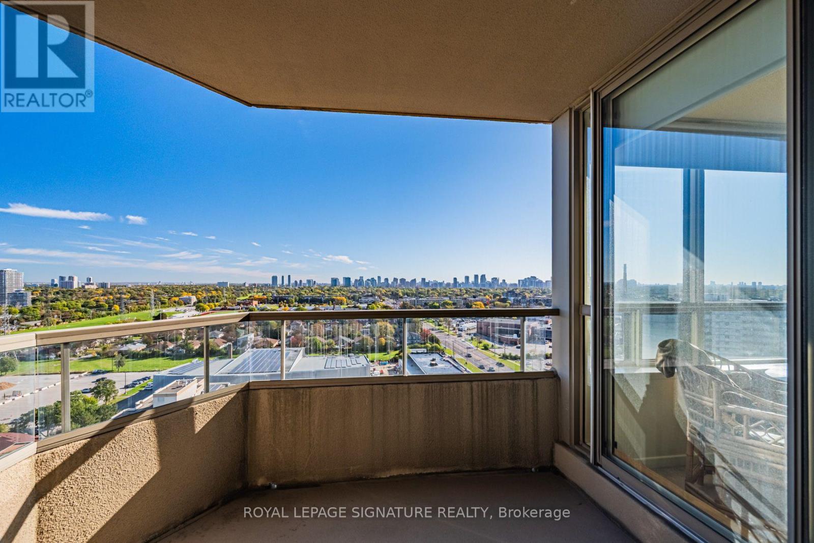2110 - 10 Torresdale Avenue Property Photo 37