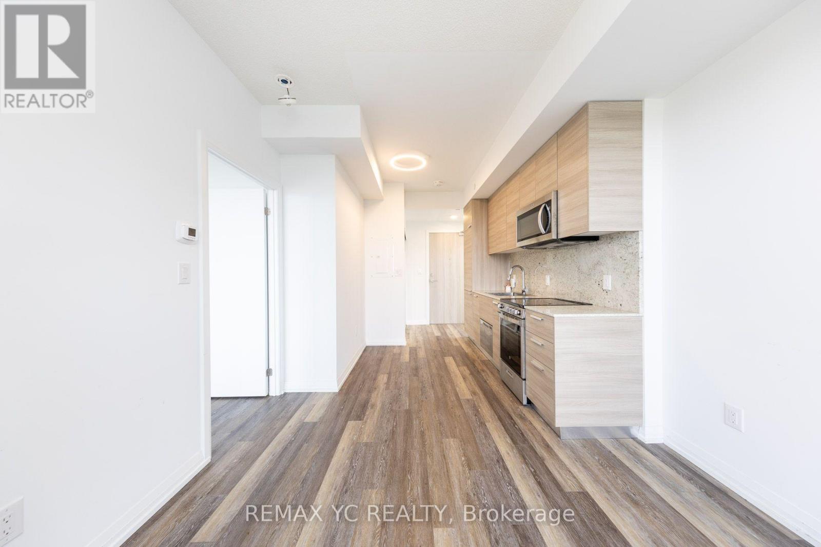 2110 - 75 Canterbury Place Property Photo 9